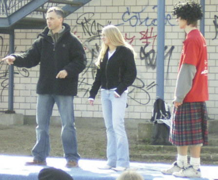 Herr Houdelet und seine Teamkollegin