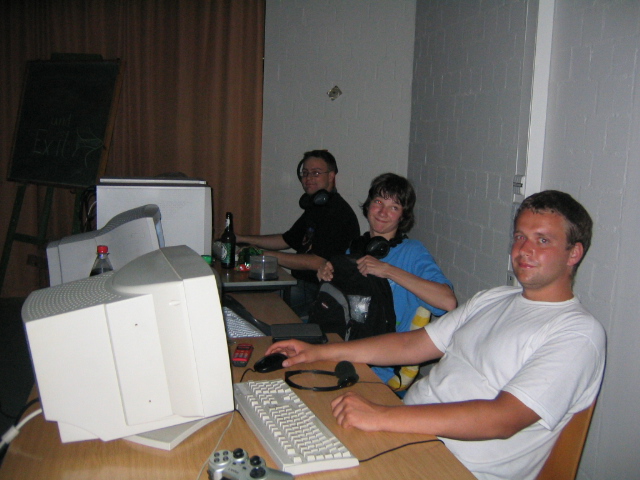 LAN