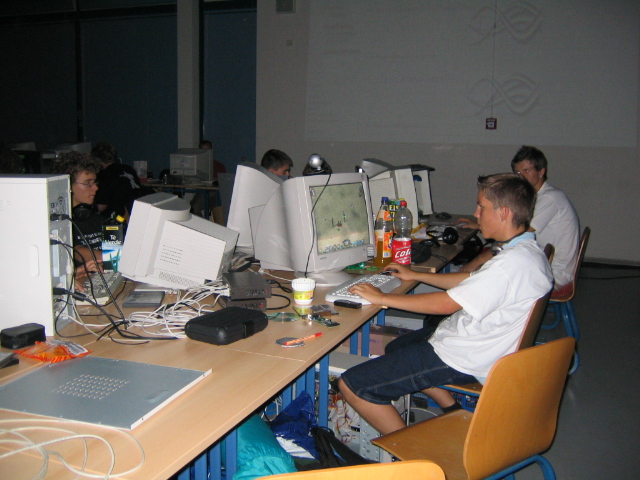 LAN