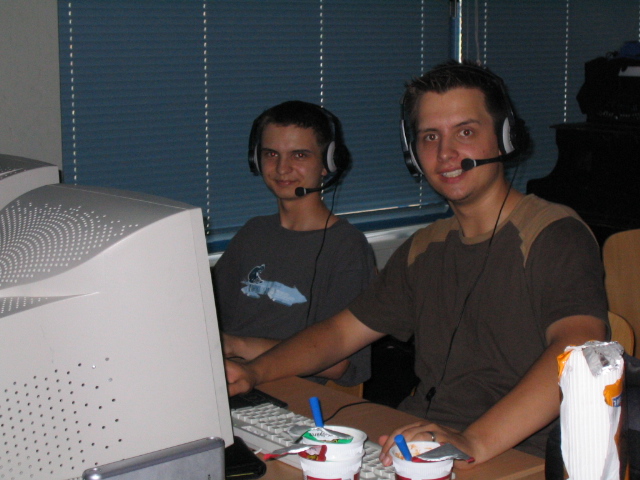 LAN
